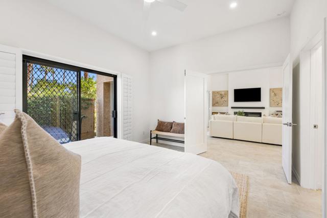 48641 Palo Verde Court, Palm Desert CA: https://media.crmls.org/mediaz/6fe2dc79-712a-4488-9fda-12e0ab1d861b.jpg