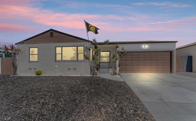 709 4th AVE, Chula Vista CA: https://media.crmls.org/mediaz/6fe32f07-6e7f-4a56-9774-2b679308d6a8.jpg