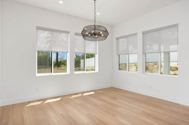 Detail Gallery Image 7 of 41 For 1220 Stonemark Place #MAIN HOUSE,  Vista,  CA 92081 - 6 Beds | 5 Baths