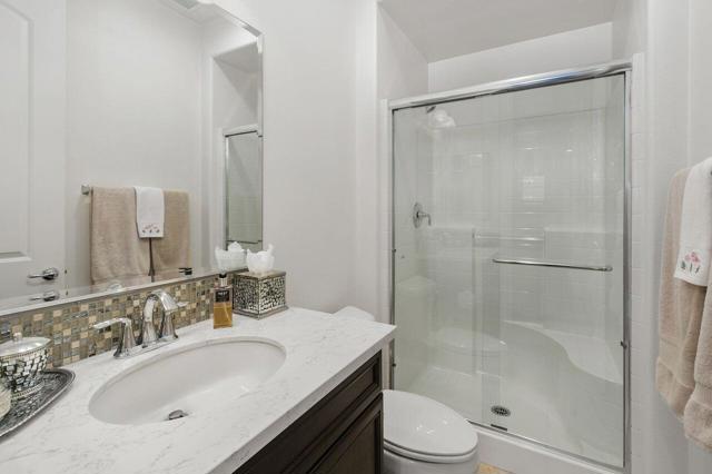 461 Paseo Del Corazon, Palm Desert CA: https://media.crmls.org/mediaz/6fe407de-5392-406f-9ac5-2e1610cf838c.jpg