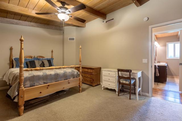 2405 Old Colony, Vista, California 92084, ,Residential Income,For Sale,Old Colony,NDP2407848