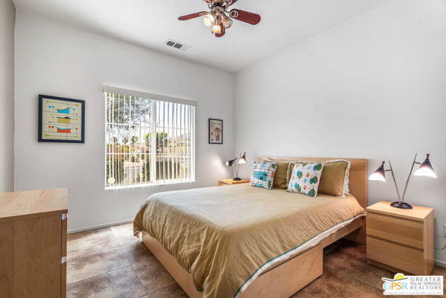 1238 Vista Sol, Palm Springs CA: https://media.crmls.org/mediaz/6fe52233-d78c-46c3-85e4-1495f6c063b7.jpg