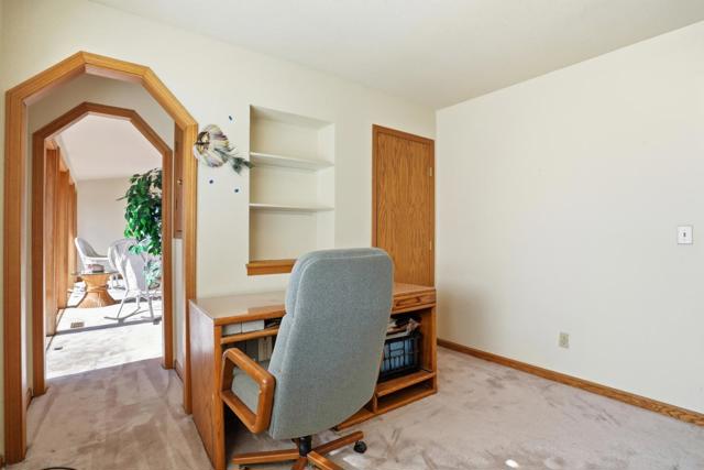 9019 Doubletree Lane,  CA: https://media.crmls.org/mediaz/6fe577cb-4020-441e-b1a9-d4d88a752eb9.jpg