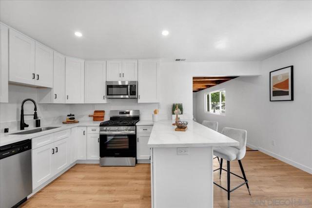 3905 3909 Cottonwood St, San Diego CA: https://media.crmls.org/mediaz/6fe639d6-9ee6-437e-a496-09bb4cd1dd9b.jpg