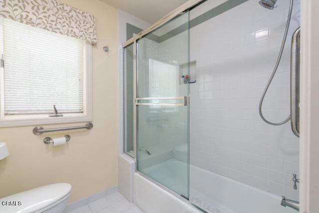 Detail Gallery Image 9 of 13 For 233 Camino La Madera, Camarillo,  CA 93010 - 2 Beds | 1 Baths