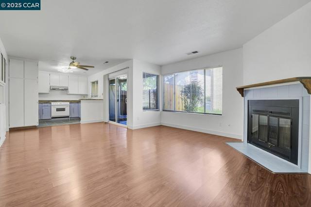 1440 Reganti Pl, Concord CA: https://media.crmls.org/mediaz/6fe8eb88-f3c9-4d30-8aee-545eee7f10d6.jpg