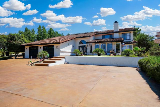 Image 9 of 72 For 23767 Moonglow Ct