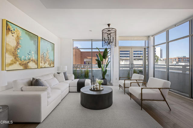 Detail Gallery Image 2 of 24 For 35 N Raymond Ave #412,  Pasadena,  CA 91103 - 2 Beds | 2/1 Baths