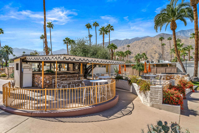 1111 E Palm Canyon Drive, Palm Springs CA: https://media.crmls.org/mediaz/6fe9bf58-5c18-41c1-b2fc-1559dec9f7ca.jpg
