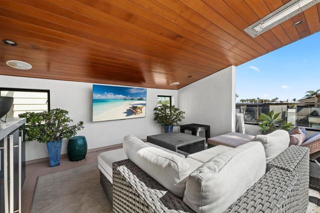 Detail Gallery Image 48 of 72 For 119 41st St, Newport Beach,  CA 92663 - 3 Beds | 5 Baths