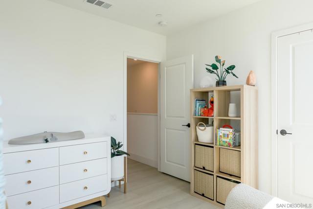 6861 Secano St, San Diego CA: https://media.crmls.org/mediaz/6fea1eb1-f86b-4d70-b36b-28100e50c526.jpg