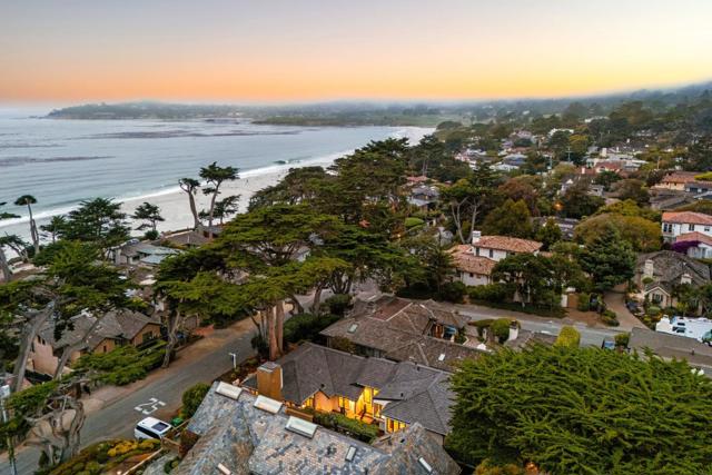 2 SE San Antonio Avenue, Carmel CA: https://media.crmls.org/mediaz/6fed0fa0-4526-4cf4-929e-7547de657254.jpg
