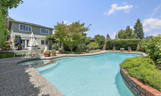 770 Mora Drive, Los Altos CA: https://media.crmls.org/mediaz/6fef6801-7944-450c-999d-9d71d1e9cd1e.jpg