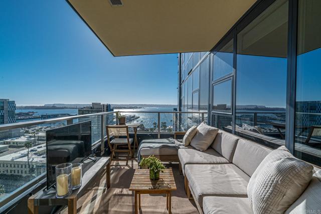 Detail Gallery Image 36 of 39 For 1325 Pacific Hwy, San Diego,  CA 92101 - 2 Beds | 2 Baths