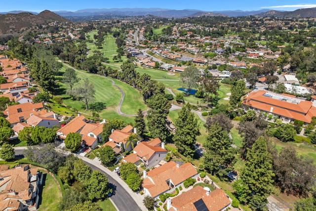 17635 Parlange Pl, San Diego CA: https://media.crmls.org/mediaz/6ff03b9b-bb8c-4259-9b4b-88923b568b5b.jpg