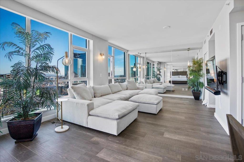 325 7th Ave - photo 7