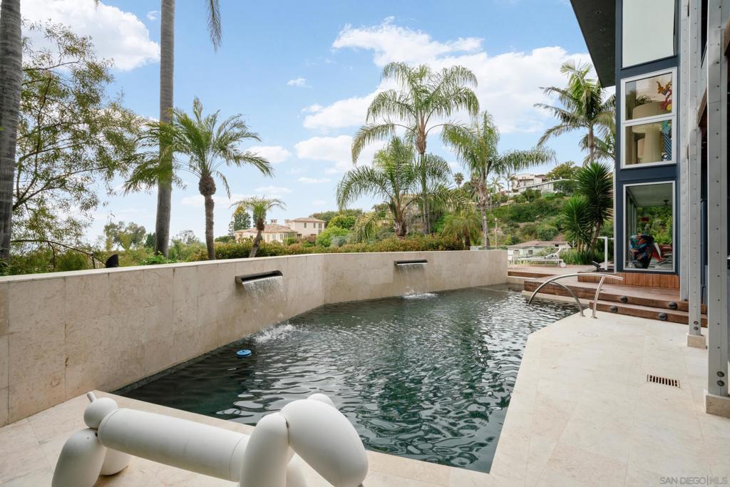 MLS #250036874SD image #10