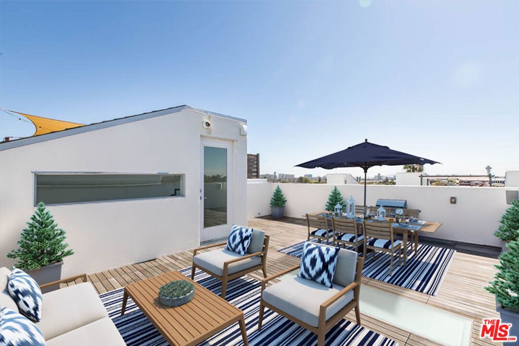 6566 W 85Th Place, Los Angeles, CA 90045