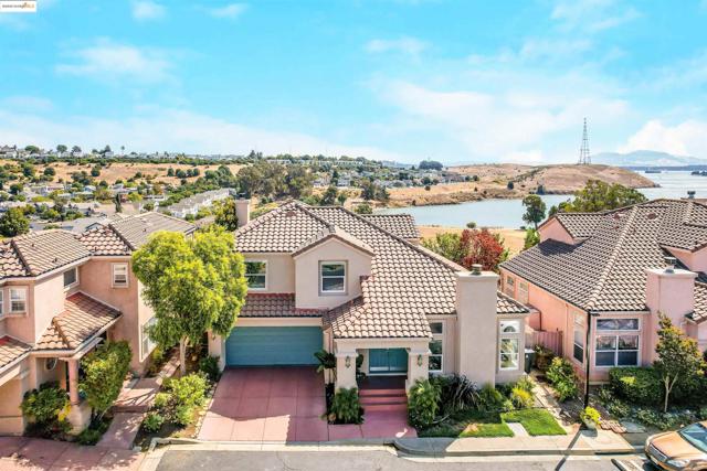 153 Camino Del Sol, Vallejo CA: https://media.crmls.org/mediaz/6ff1b076-2b1d-4598-b2cd-d84be2d2bd4e.jpg