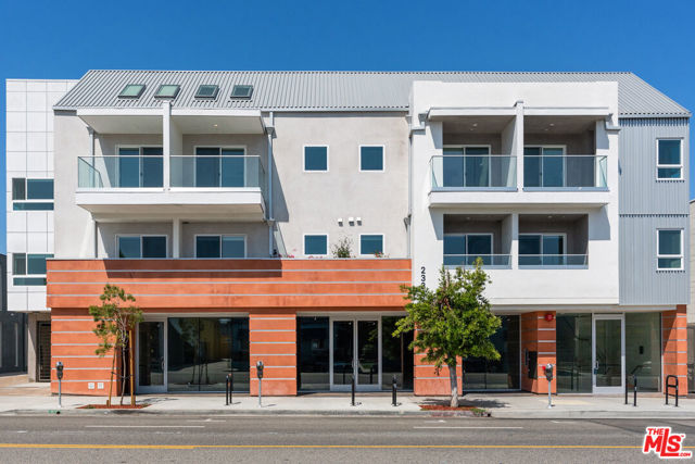 2336 Westwood Blvd #202, Los Angeles, CA 90064