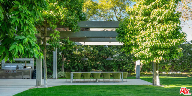 Drew Fenton | 3350 Stoneridge Lane Los Angeles CA | MLS: 7244168 Drew Fenton | 3350 Stoneridge Lane Los Angeles CA | MLS: 7244168