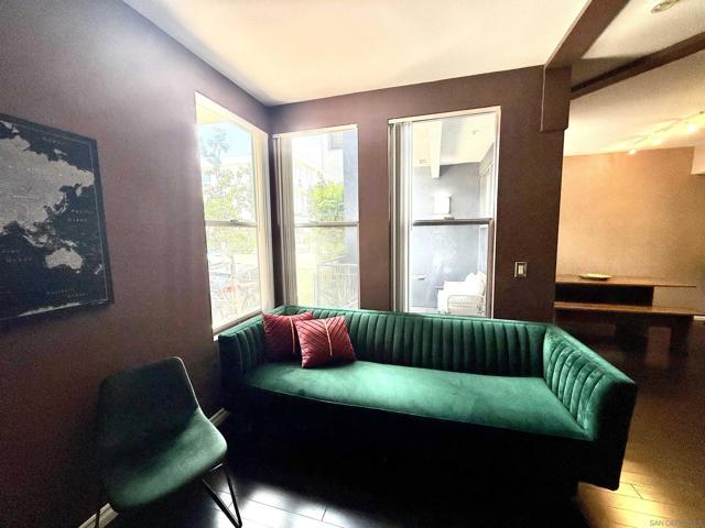 101 Market Street, San Diego CA: https://media.crmls.org/mediaz/6ff30de0-064f-4f7f-9183-02617e68c8af.jpg