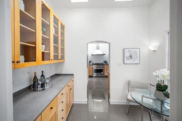 154 Stanyan Street, San Francisco CA: https://media.crmls.org/mediaz/6ff5ec17-a47d-43ef-b8bb-f13b24ea6238.jpg