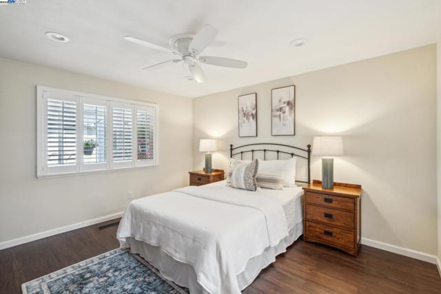 2740 Mohawk Cir, San Ramon CA: https://media.crmls.org/mediaz/6ff70818-a2fa-4461-9ceb-1cee80997049.jpg