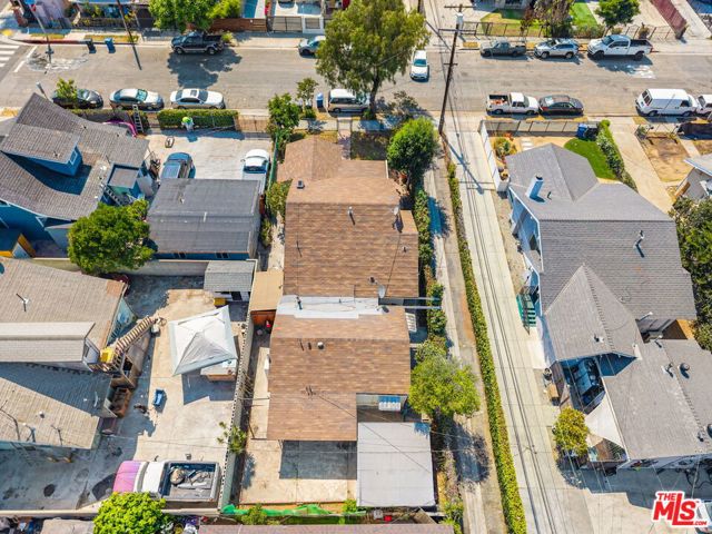 414 N Ditman Avenue, Los Angeles CA: https://media.crmls.org/mediaz/6ff7827d-9076-4f78-b23f-e51149164000.jpg