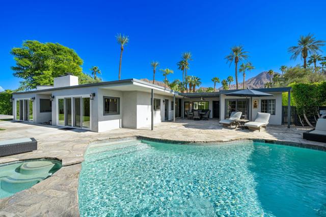 76140 Fairway Drive, Indian Wells CA: https://media.crmls.org/mediaz/6ff7fb23-eac8-49c3-8820-fd3074d6d907.jpg