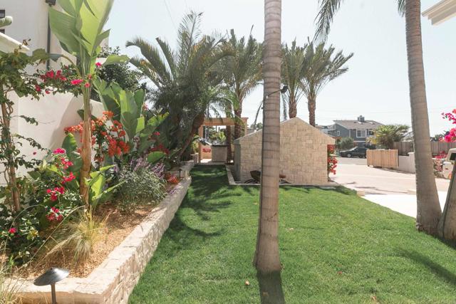 164 Chestnut Avenue, Carlsbad CA: https://media.crmls.org/mediaz/6ff87b47-9b95-4c32-ae31-345aab5c3df1.jpg