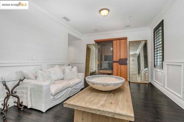 8065 Westport Circle, Discovery Bay CA: https://media.crmls.org/mediaz/6ff9dce5-d275-4a0c-8001-c4e9c25feac7.jpg