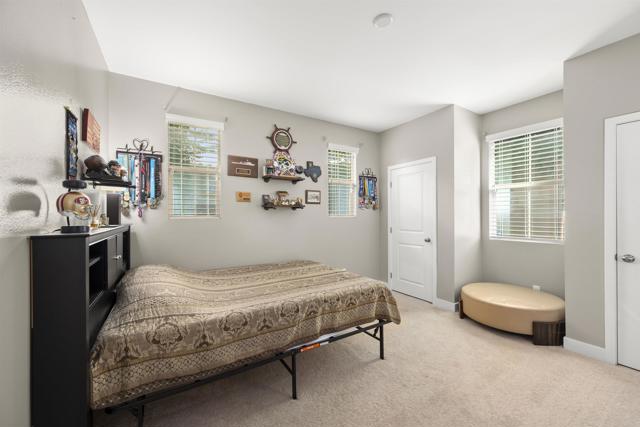 7508 EAGLE Drive, Santee CA: https://media.crmls.org/mediaz/6ff9e623-cf95-49b8-b19c-670d45c0749e.jpg