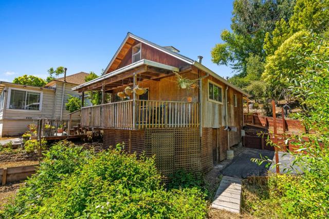 1284 Amesti Road, Corralitos CA: https://media.crmls.org/mediaz/6ffa0a3f-5072-4b41-8cb6-059646b0319c.jpg
