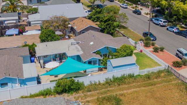 321 S Freeman, Oceanside CA: https://media.crmls.org/mediaz/6ffb2133-530d-48a9-a5d6-cf4108ed9556.jpg