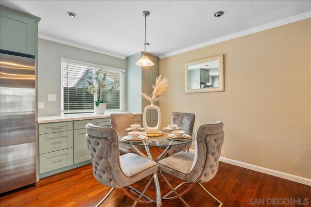 6927 Amherst St, San Diego CA: https://media.crmls.org/mediaz/6ffbea5b-c4fd-4ae3-a874-f09da5577222.jpg