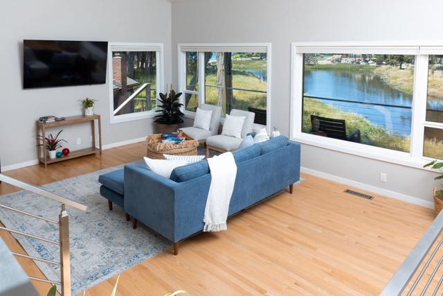 143 Moran Way, Santa Cruz CA: https://media.crmls.org/mediaz/6ffca6db-5255-49aa-98e0-dd9ede600512.jpg