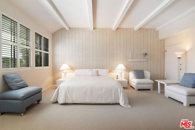 1621 Hilts Avenue, Los Angeles CA: https://media.crmls.org/mediaz/6ffcc032-d69a-490c-9918-9a7dbb4efe20.jpg