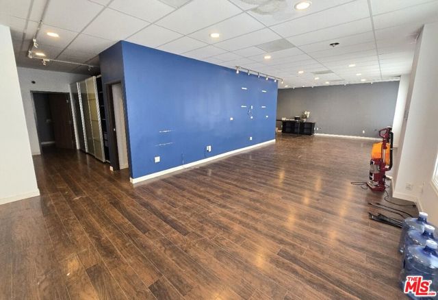  Commercial for Sale in Los Angeles, California
