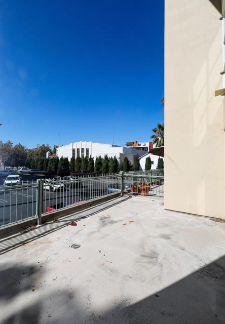 97 E Saint James Street, San Jose CA: https://media.crmls.org/mediaz/6ffe32e6-0b1d-4130-b786-401430ecab30.jpg