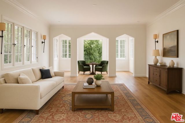 3756 Effingham Place, Los Angeles CA: https://media.crmls.org/mediaz/6ffe5074-f1e7-4608-bb68-b60c38fcdbb3.jpg