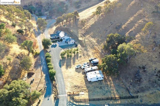 Image 48 of 51 For 16800 Marsh Creek Rd