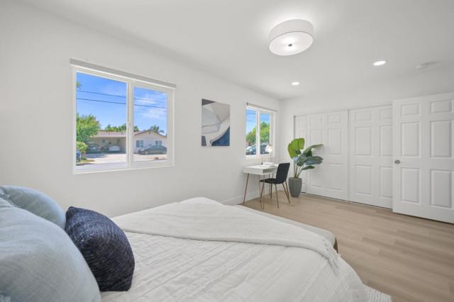 42758 Charleston Way, Fremont CA: https://media.crmls.org/mediaz/6fff7911-8d02-4408-bdfa-028980190051.jpg