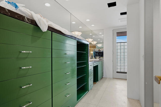 855 W Coronado Avenue, Palm Springs, CA 92262