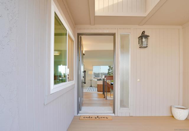 6321 Caminito Luisito, San Diego CA: https://media.crmls.org/mediaz/7000b1b7-8d3c-4f66-ace2-2e7361c162f7.jpg