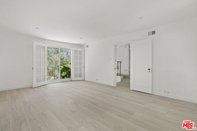 808 Woodacres Road, Santa Monica CA: https://media.crmls.org/mediaz/700103d5-a6da-4ceb-b047-7b45f3475c59.jpg