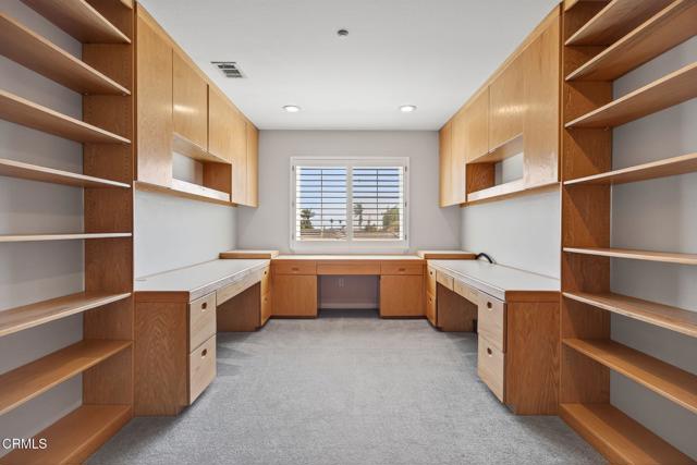 115 Cleveland Court, Ventura CA: https://media.crmls.org/mediaz/70012a29-9807-4412-998d-bc1304c20a41.jpg
