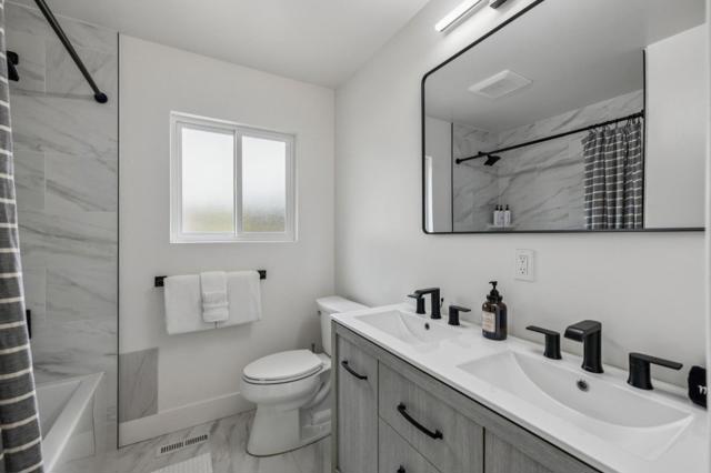 1062 Marcheta Lane, Pebble Beach CA: https://media.crmls.org/mediaz/70014334-13db-4679-b3ee-85a2bb9a0db3.jpg