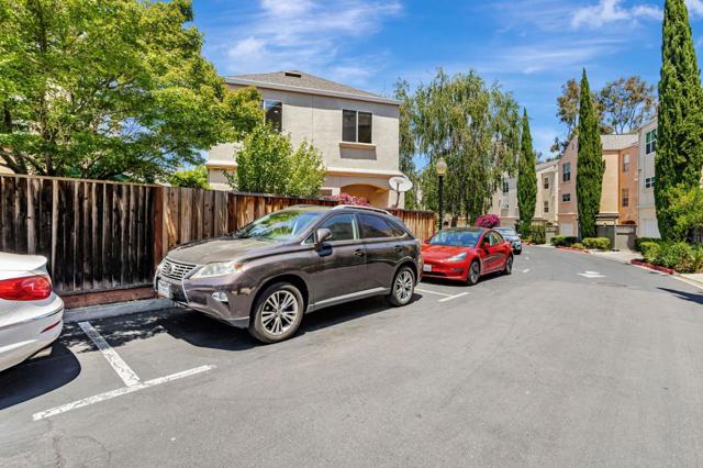 103 Whits Road, Mountain View CA: https://media.crmls.org/mediaz/7001bfed-15e6-4d72-bf75-350383435489.jpg