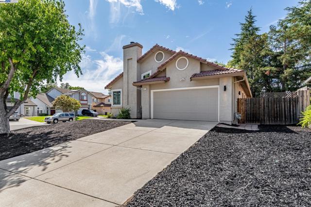 4415 Folsom Dr, Antioch CA: https://media.crmls.org/mediaz/7001dca8-5ce6-46e1-b4b5-063259aa92d0.jpg